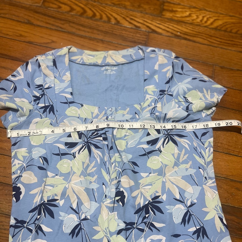 St. John's Bay Blue Floral Blouse - Picture 3 of 5